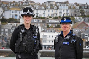 Police officer and PCSO in St Ives